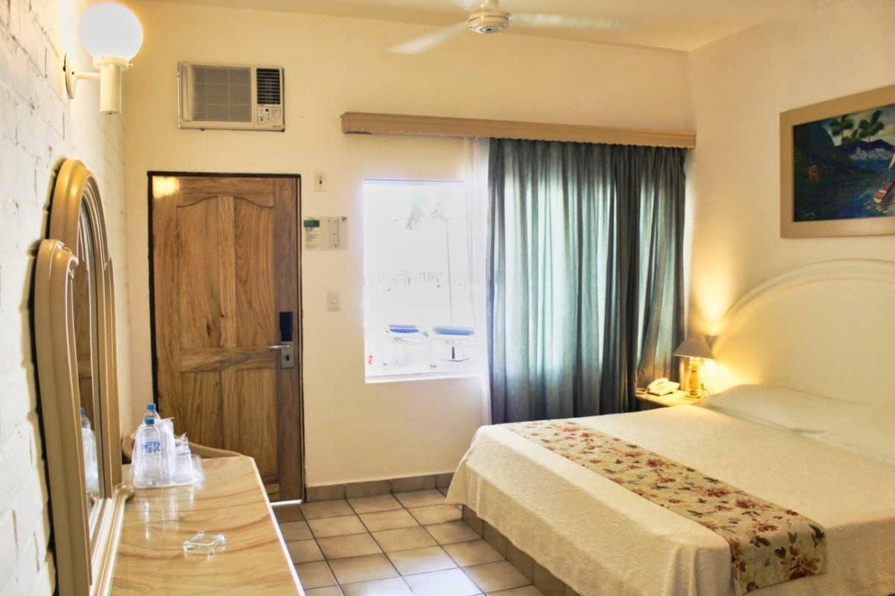 Tropicana Hotel Puerto Vallarta Ngoại thất bức ảnh