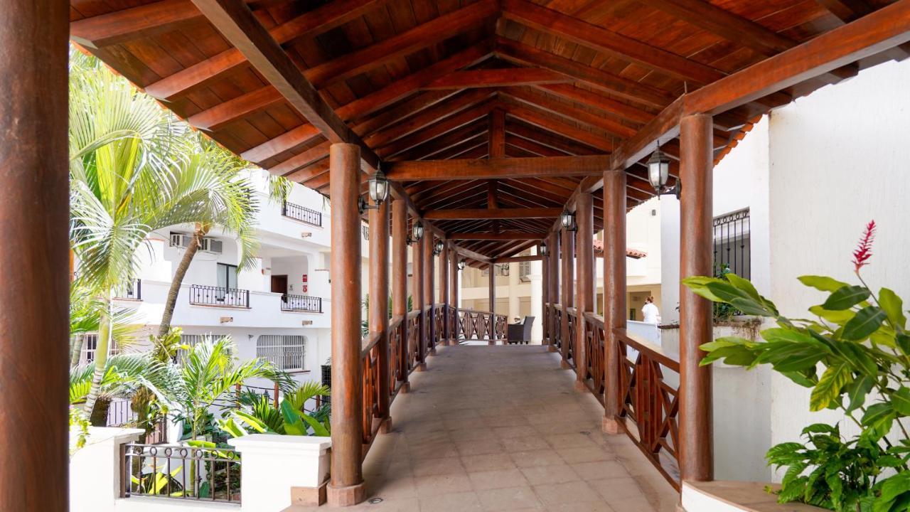 Tropicana Hotel Puerto Vallarta Ngoại thất bức ảnh